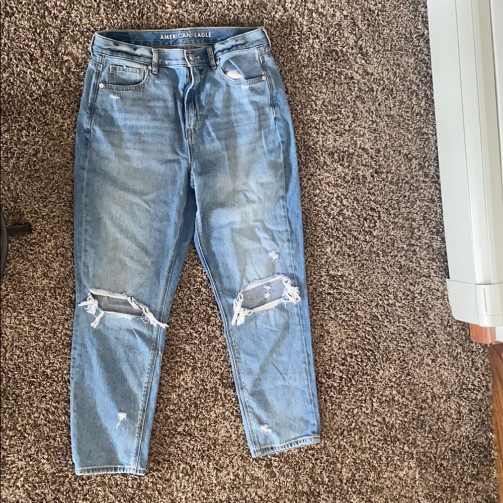 American Eagle Mom jeans